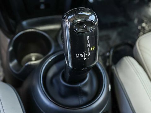 Used 2023 MINI Cooper S FWD image 23
