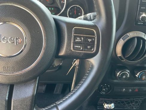 Used 2016 Jeep Wrangler Unlimited Sport w/ Quick Order Package 24S AWD/4WD image 13