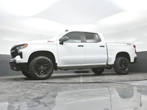 Used 2023 Chevrolet Silverado 1500 LT Trail Boss w/ Protection Package AWD/4WD image 23