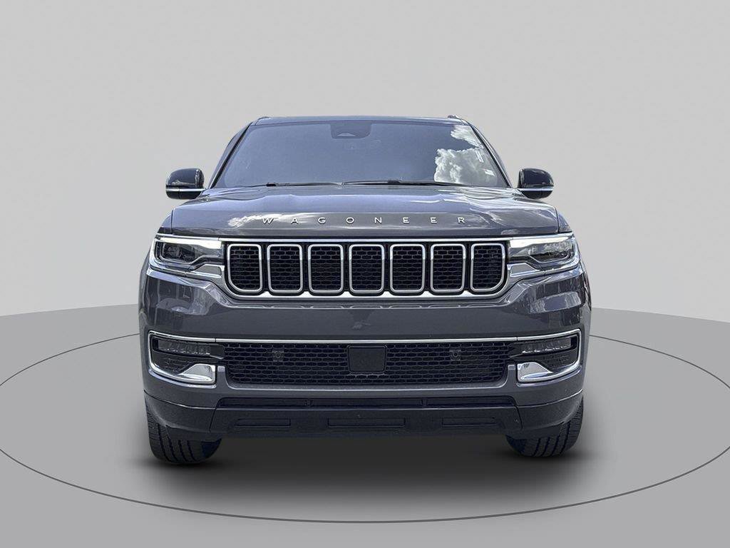 Used 2025 Jeep Wagoneer 4WD image 8