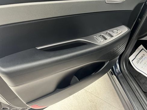 Used 2025 Hyundai Palisade SE FWD image 11