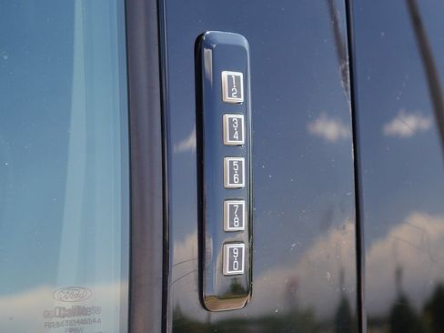 Used 2016 Ford F150 Lariat w/ Equipment Group 502A Luxury AWD/4WD image 67