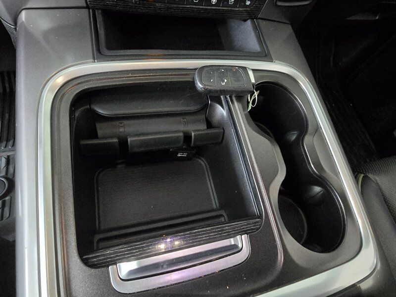 Used 2016 RAM 1500 Limited AWD/4WD image 19