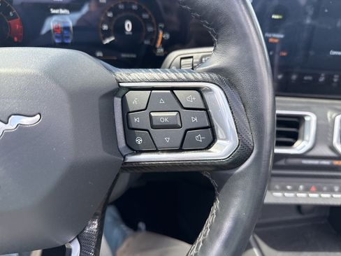 Used 2025 Ford Mustang Premium RWD image 19