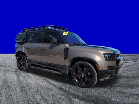 Used 2023 Land Rover Defender 110 X AWD/4WD image 2