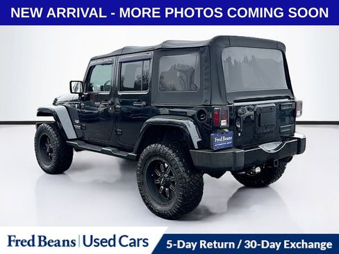Used 2013 Jeep Wrangler Unlimited Sahara w/ Connectivity Group image 6