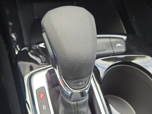 New 2026 Chevrolet Trax LT w/ LT Convenience Package image 25