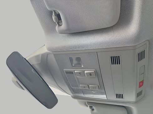 New 2025 Volkswagen Jetta S image 21