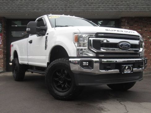 Used 2022 Ford F350 XLT w/ XLT Value Package AWD/4WD image 2