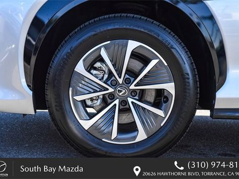 Used 2024 Lexus RZ 300e Premium image 11