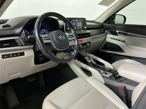 Used 2020 Kia Telluride S FWD image 21