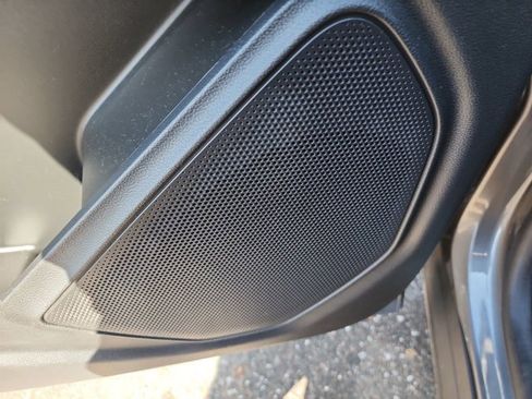 Used 2022 Ford Explorer Limited w/ Equipment Group 301A image 13