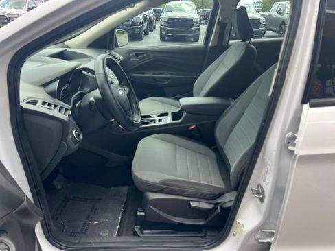 Used 2019 Ford Escape S FWD image 7