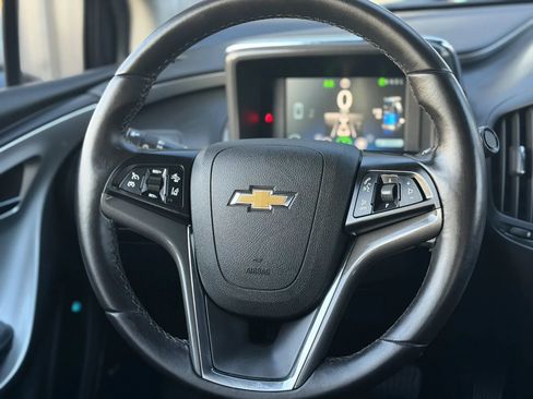 Used 2015 Chevrolet Volt Premium w/ Premium Trim Package FWD image 25