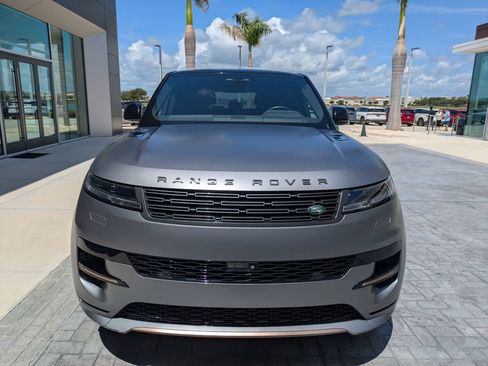 Certified 2025 Land Rover Range Rover Sport Dynamic SE AWD/4WD image 3