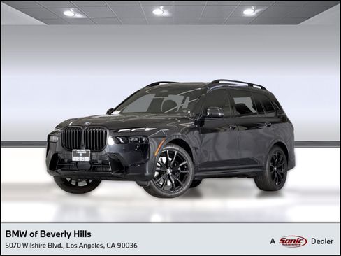 Used 2025 BMW X7 xDrive40i w/ M Sport Package AWD/4WD image 1