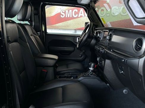 Used 2022 Jeep Wrangler Unlimited Sport image 31