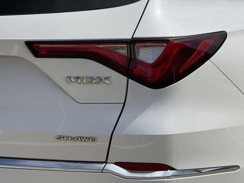 Used 2023 Acura MDX SH-AWD w/ Technology Package image 6
