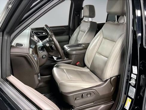 Used 2021 Chevrolet Tahoe Z71 w/ Z71 Off-Road Package AWD/4WD image 20