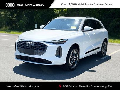 Used 2025 Audi Q5 Premium w/ Convenience Package