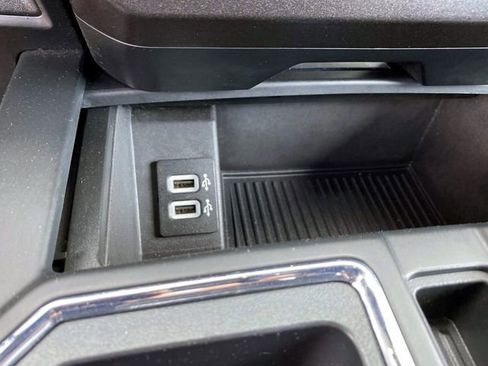 Used 2018 Ford F150 XL w/ Equipment Group 101A Mid AWD/4WD image 19