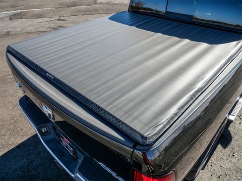 Used 2018 RAM 1500 Big Horn image 9