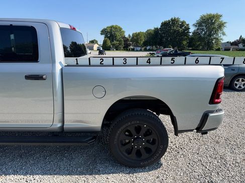 Used 2026 RAM 2500 Big Horn AWD/4WD image 5