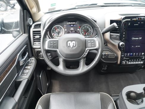 Used 2021 RAM 2500 Laramie AWD/4WD image 12