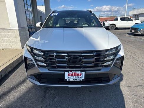 Used 2025 Hyundai Tucson Limited image 2