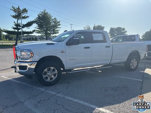 Used 2024 RAM 3500 Big Horn AWD/4WD image 15
