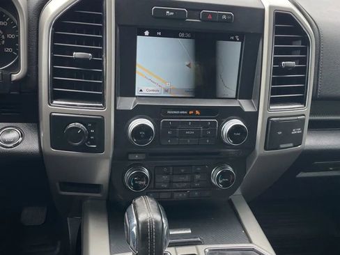 Used 2018 Ford F150 Lariat w/ Equipment Group 502A Luxury AWD/4WD image 20