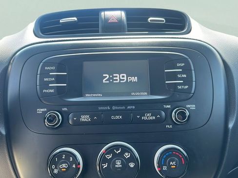Used 2016 Kia Soul w/ Convenience Package FWD image 11