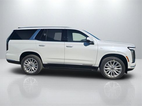 New 2026 Cadillac Escalade 2WD w/ LPO, Floor Liner Package image 4