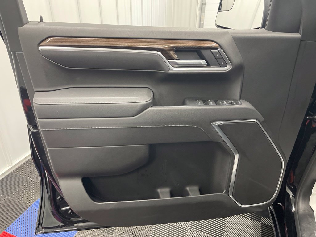 Used 2026 Chevrolet Silverado 1500 RST AWD/4WD image 12
