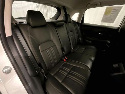 Used 2026 Honda HR-V EX-L image 16