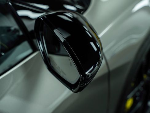 New 2026 Lotus Emira SE image 14