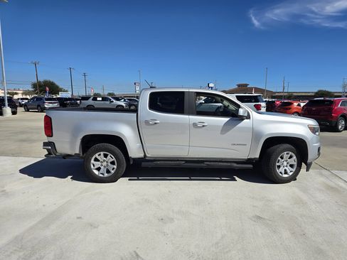 Used 2019 Chevrolet Colorado LT image 2