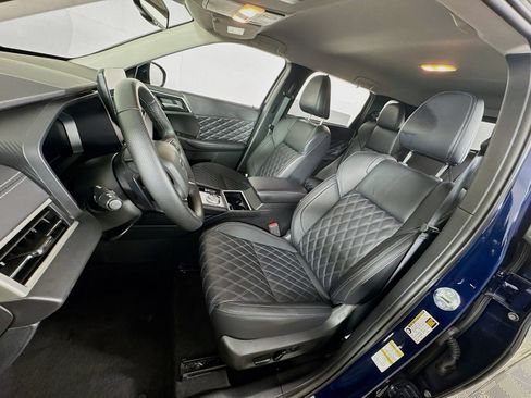 Used 2024 Mitsubishi Outlander SEL AWD/4WD image 12