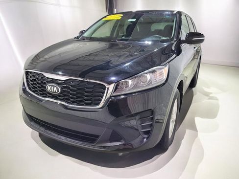 Used 2019 Kia Sorento L image 10