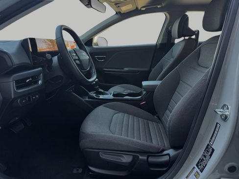 Used 2025 Kia K4 EX FWD image 22
