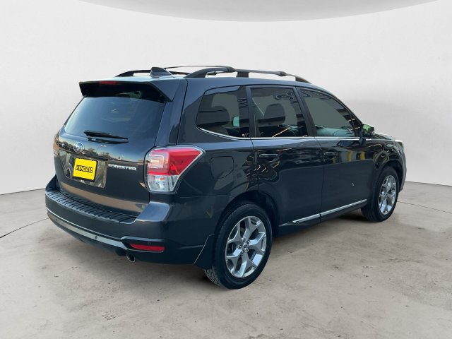 Used 2018 Subaru Forester 2.5i Touring w/ Popular Package #2 AWD/4WD image 5