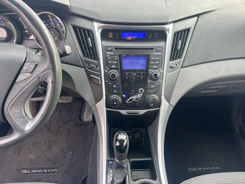 Used 2011 Hyundai Sonata GLS w/ Popular Equipment Pkg 2 image 9