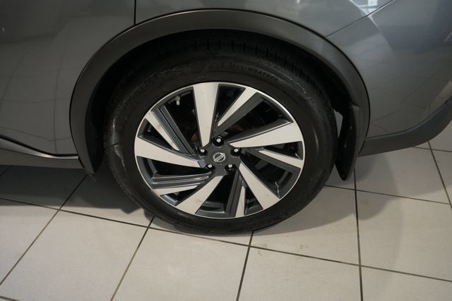Used 2016 Nissan Murano Platinum w/ Platinum Technology Package AWD/4WD image 11