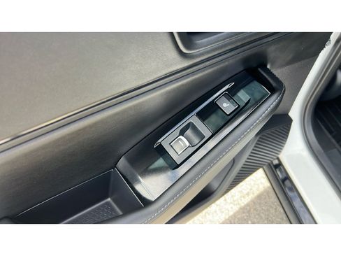 Used 2025 Honda Accord Touring image 16