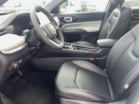New 2026 Jeep Compass Limited w/ Sun, Sound & Navigation Group image 11