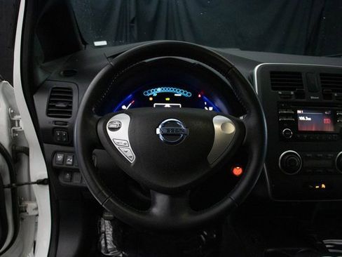 Used 2013 Nissan Leaf S w/ Charger Pkg image 21