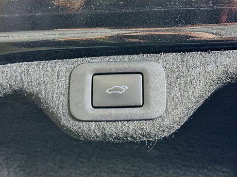 Used 2024 Lexus ES 350 w/ Premium Package image 29