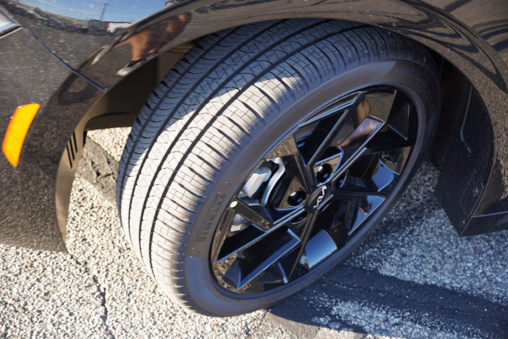 New 2027 Kia K5 GT-Line AWD/4WD image 9