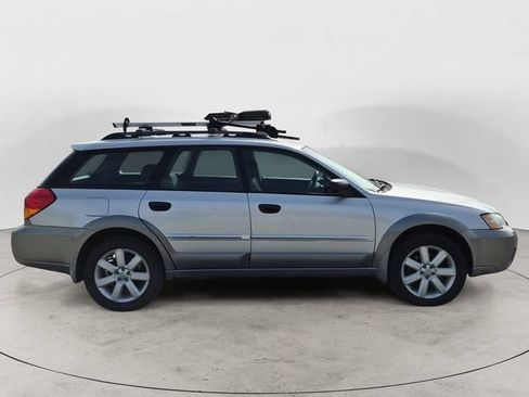 Used 2006 Subaru Outback 2.5i AWD/4WD image 4