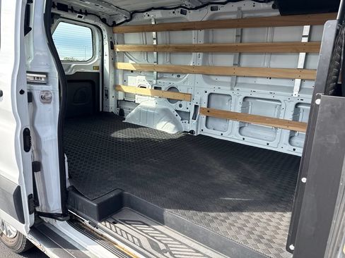 Used 2025 Ford Transit 250 Low Roof w/ Exterior Upgrade Package RWD image 16